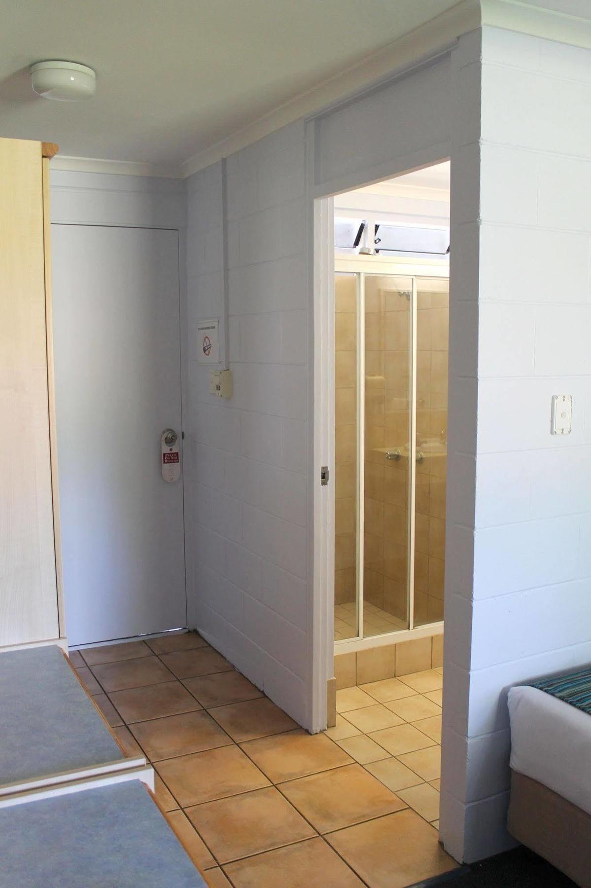 Rocky Glen Hotel Motel Gladstone Bagian luar foto